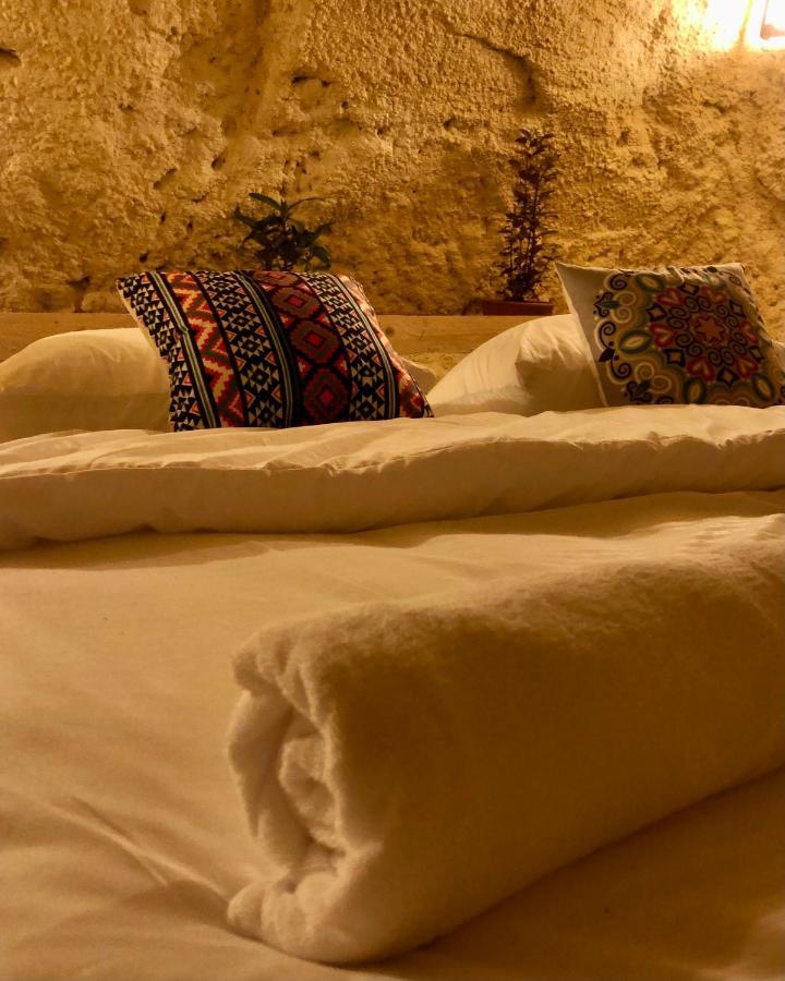 7 Caves Hotel Al Jāyah Dış mekan fotoğraf