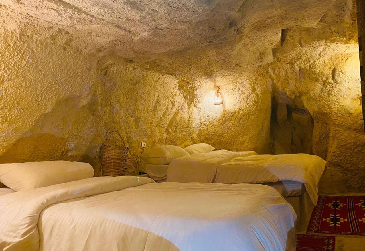 7 Caves Hotel Al Jāyah Dış mekan fotoğraf