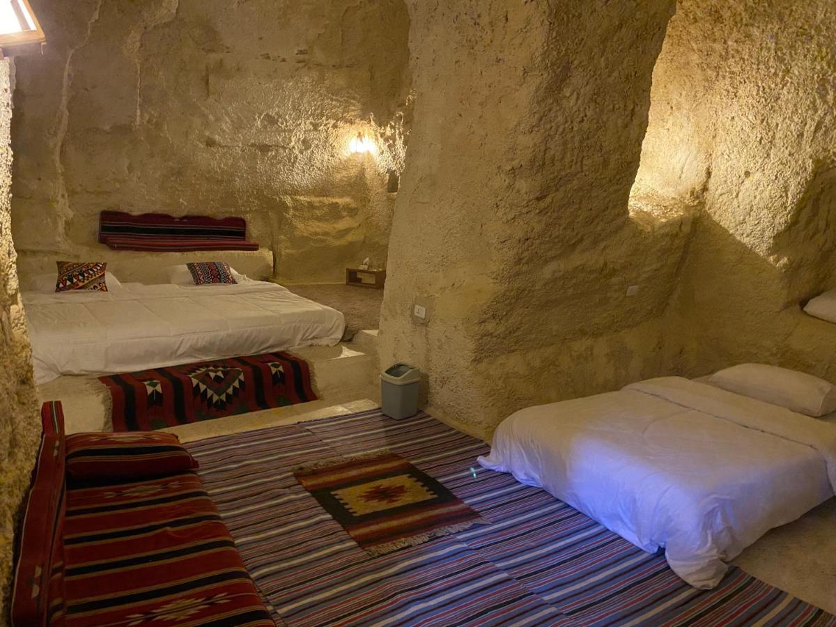 7 Caves Hotel Al Jāyah Dış mekan fotoğraf