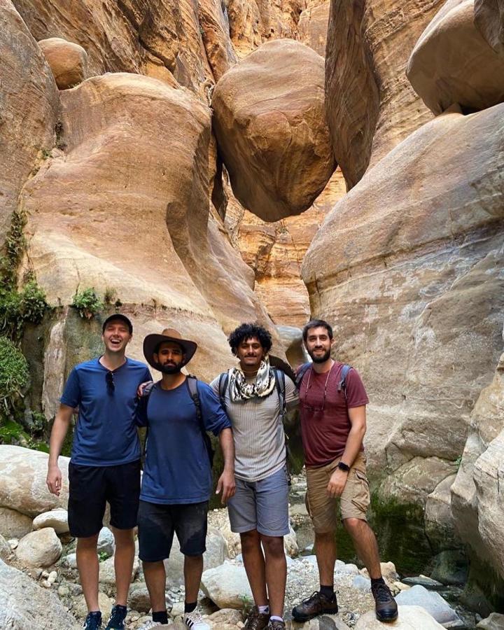 7 Caves Hotel Al Jāyah Dış mekan fotoğraf